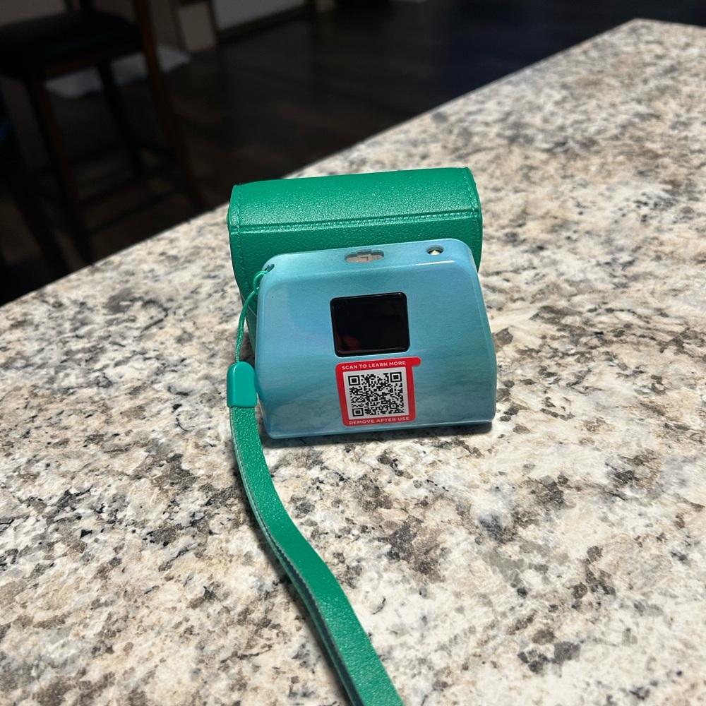 Green Limitless mini pro universal charger